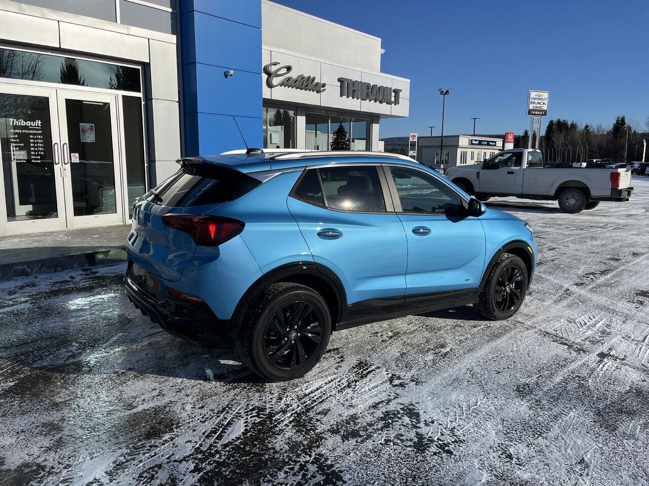 BUICK Encore GX Tourisme sport 4 portes TI 2026 Aigue-marine métallisé Montmagny - photo #2