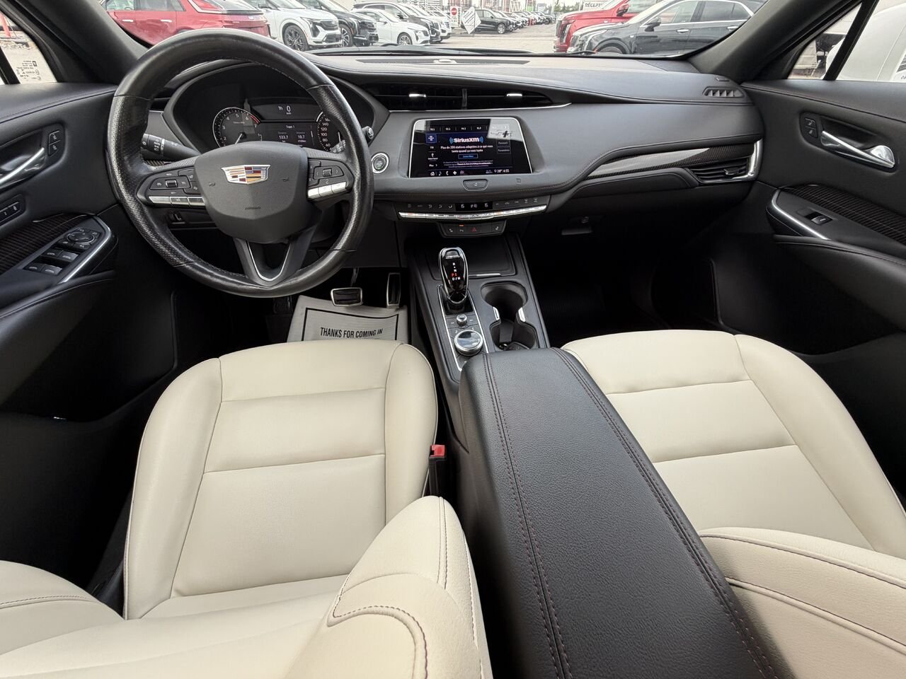 2020 Cadillac XT4 SPORT AWD White Laval - photo #16
