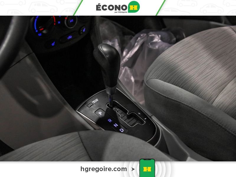 Hyundai Accent 2017 Noir Blainville - photo #20