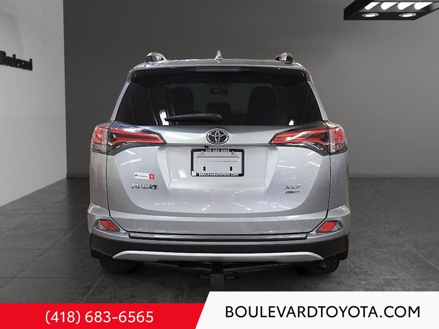 2016 Toyota RAV4 2016 Silver