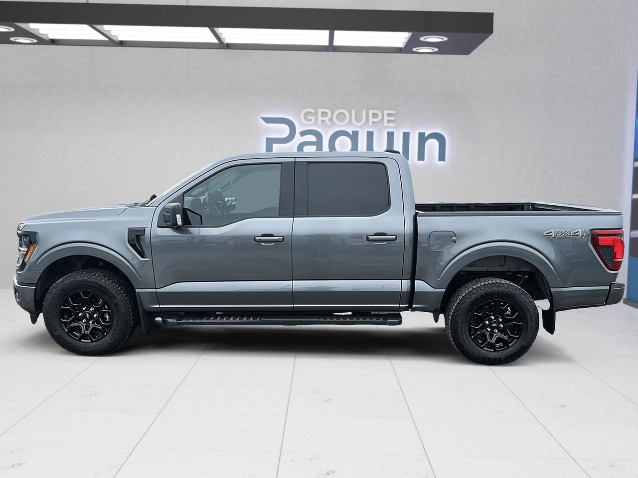 2025 Ford F-150 Grey Rouyn-Noranda - photo #4