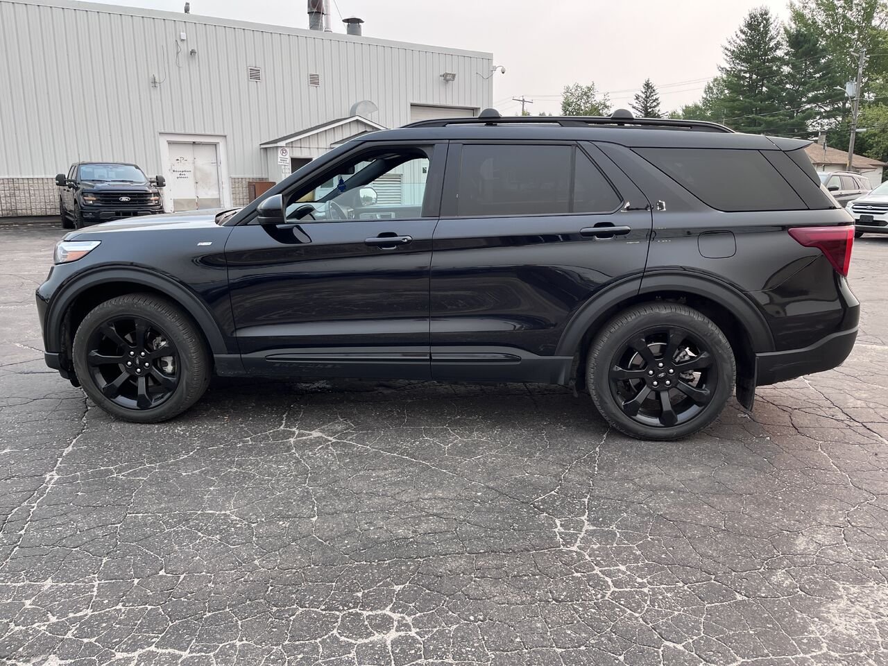 Ford Explorer 2024 Noir Mont-Laurier - photo #7