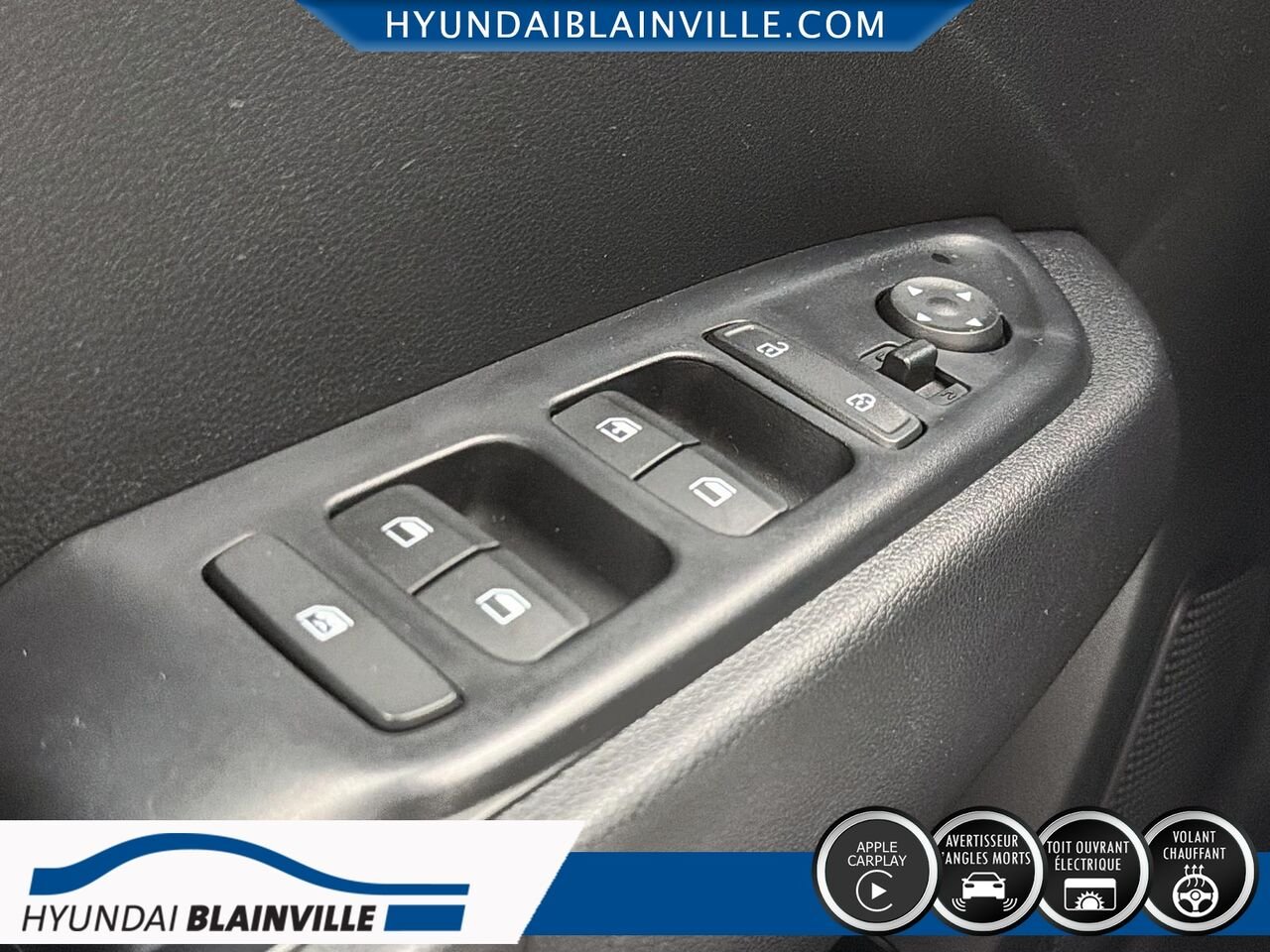 Hyundai Venue 2021 Blanc Blainville - photo #9
