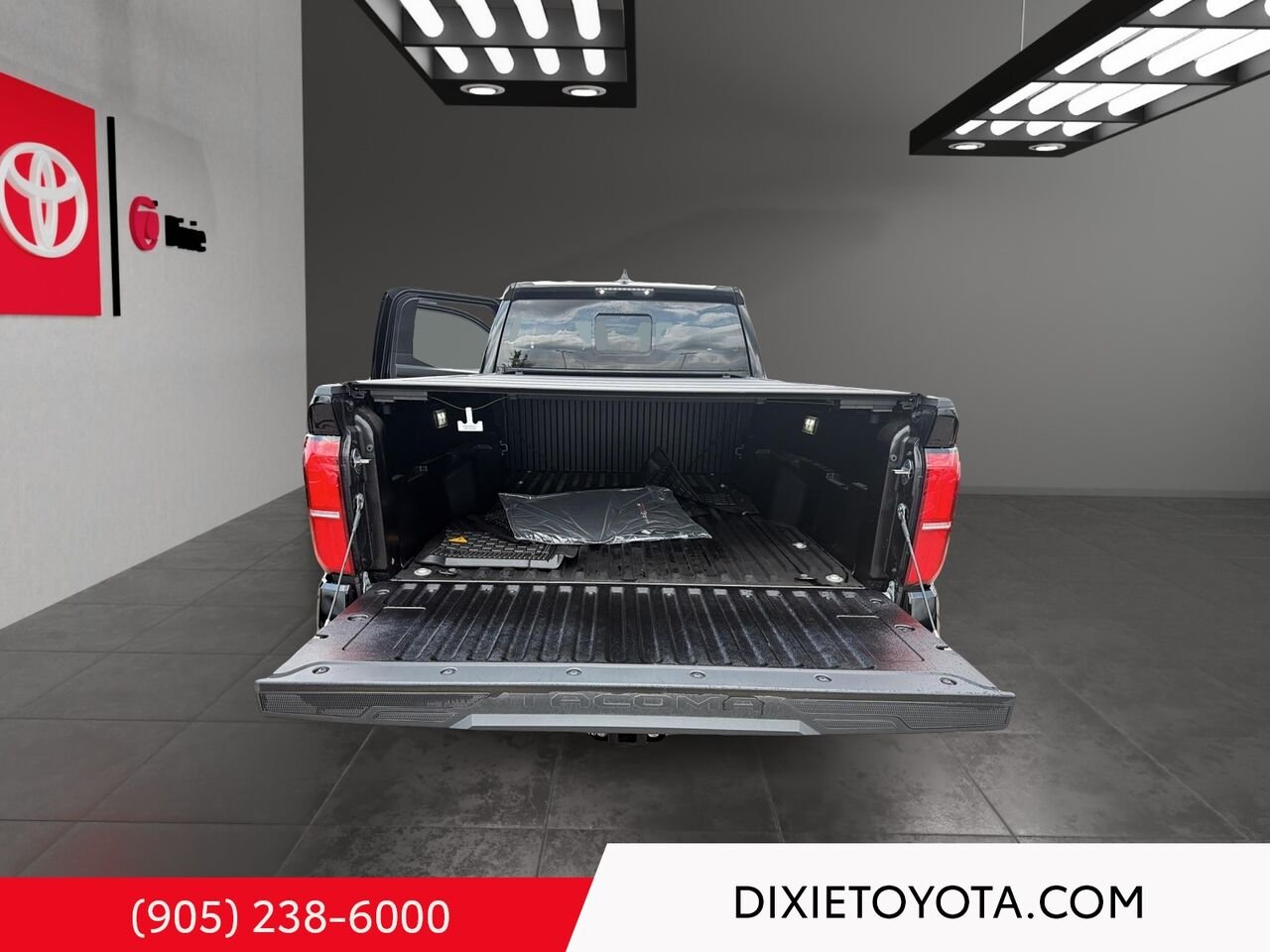 2025 Toyota Tacoma TRD OFFROAD / CLEAN CARFAX Mississauga - photo #17