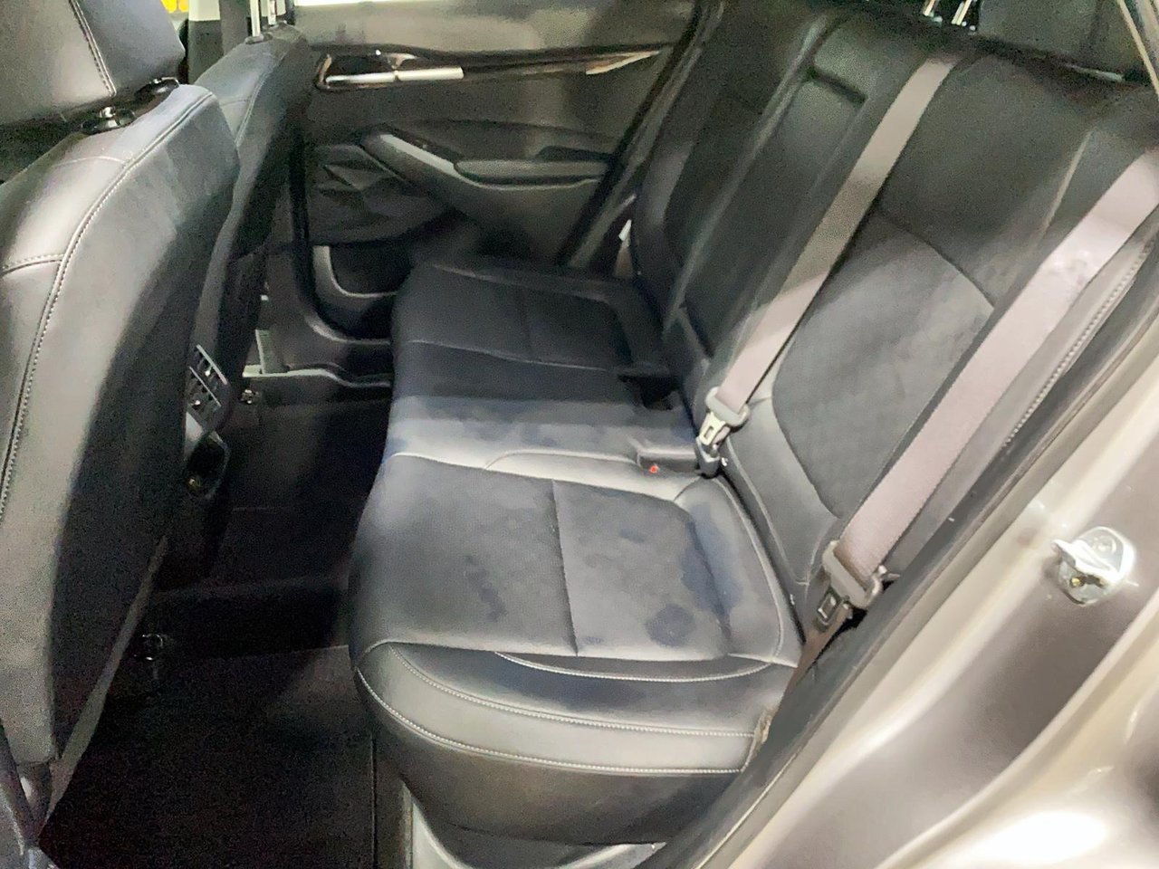 Kia Seltos NIV KNDEUCAA6P7346896 2023 Gris Chicoutimi - photo #7