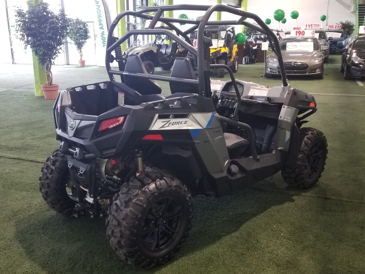 CF MOTO ZForce 2022 Gris Longueuil, - photo #10