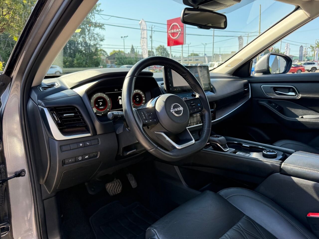 2024 Nissan Rogue Platine TI Grey Châteauguay - photo #8