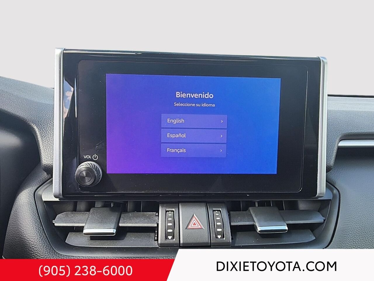 2023 Toyota RAV4 XLE PREMIUM AWD / HEATED SEATS / MOONROOF / LEATHER SURFACE / CARPLAY AND ANDROID AUTO Silver Sky Metallic Mississauga - photo #14