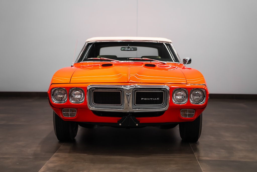 1969 Pontiac Firebird Orange Montreal - photo #1