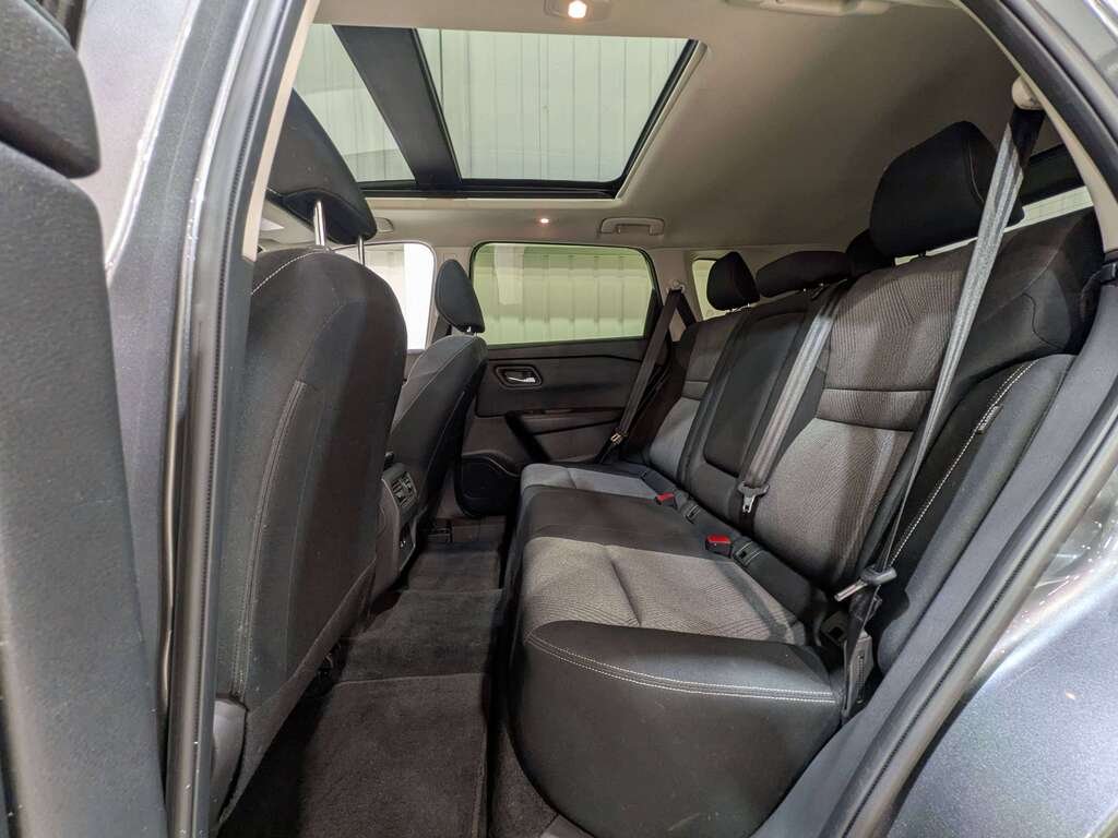 2024 Nissan Rogue AWD SV Moonroof Grey Val-David - photo #11