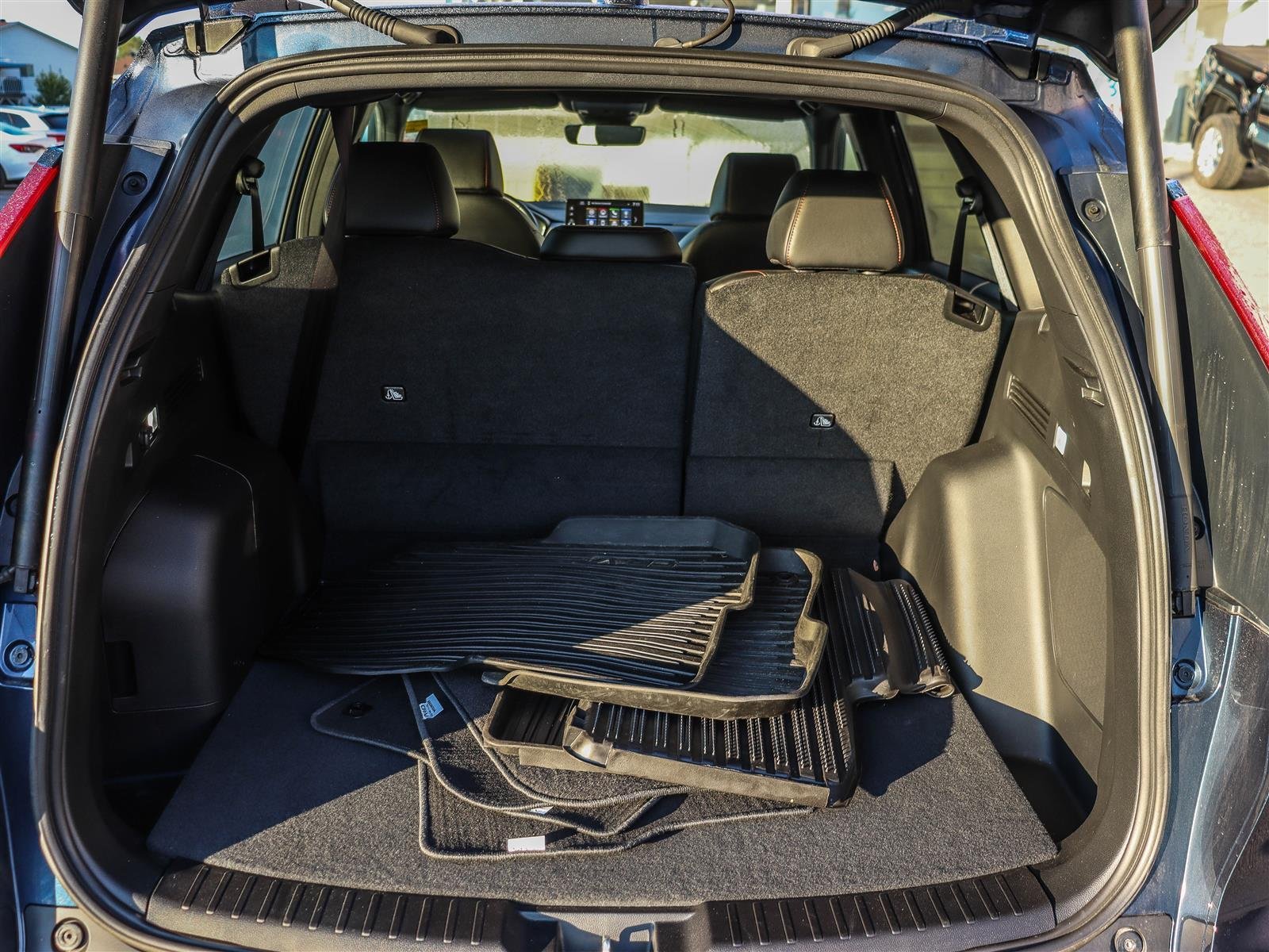 Honda CR-V hybride Touring 2025 Blue Ottawa & Gatineau - photo #18