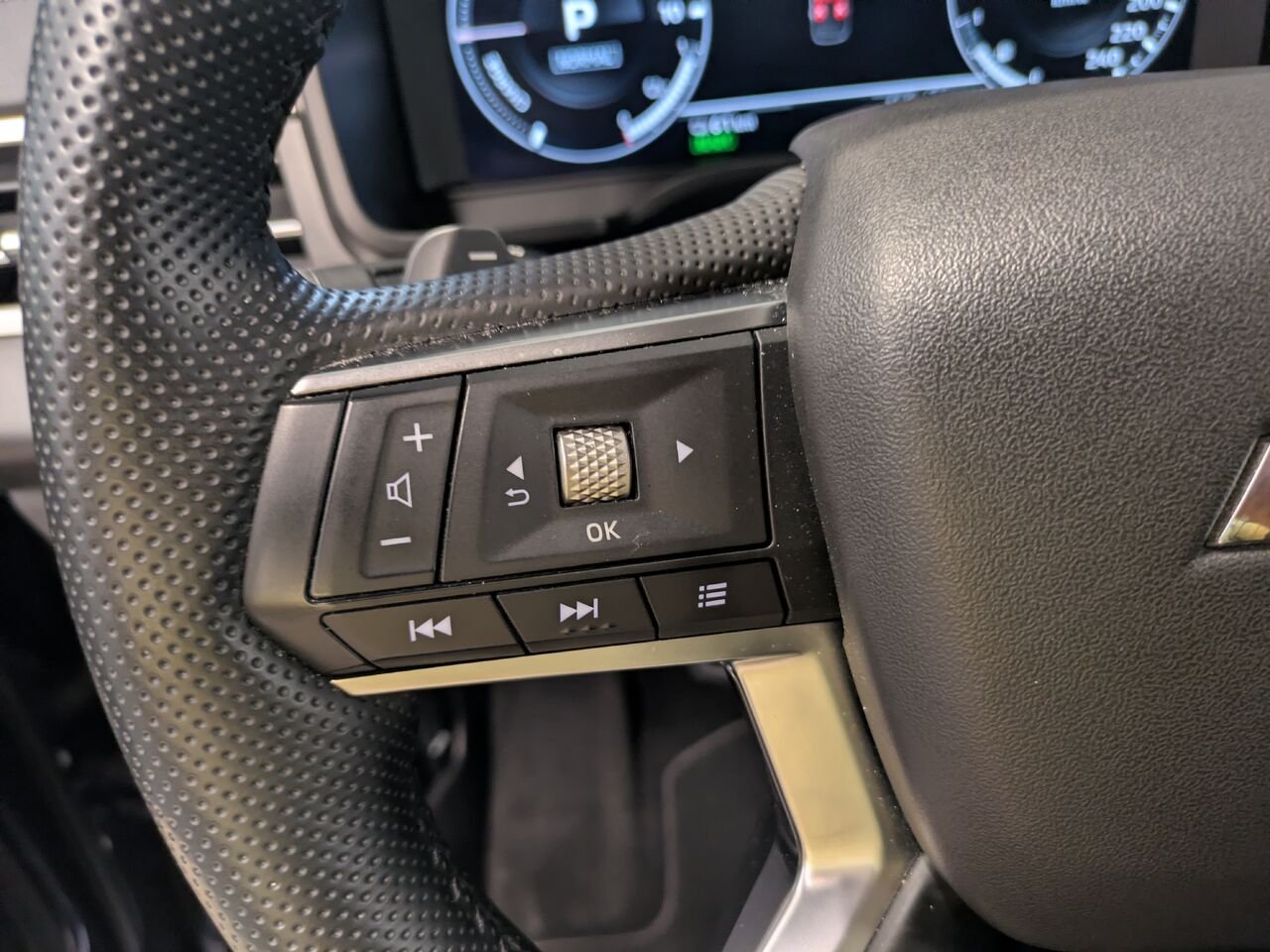2024 Mitsubishi Outlander Plug-In Hybrid Gatineau - photo #6