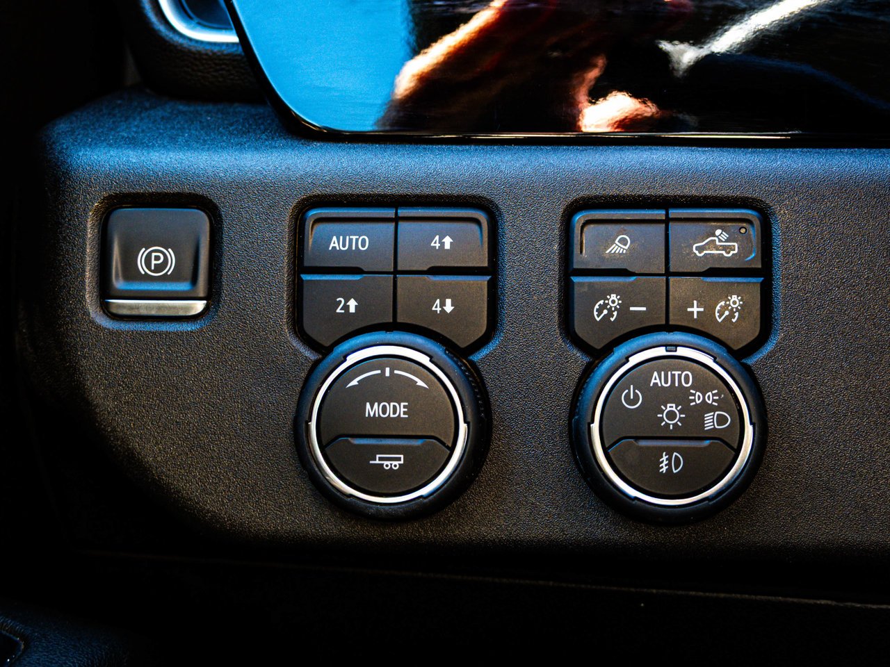 2024 Chevrolet Silverado 2500HD 4WD Crew Cab 159 LT White Sherwood Park - photo #17