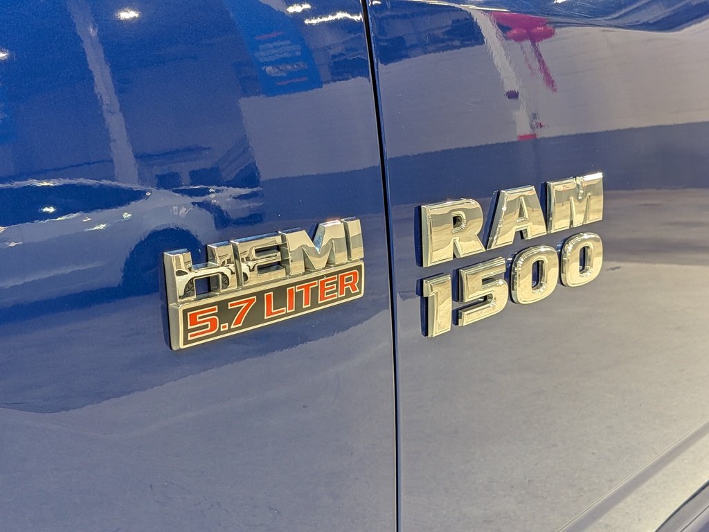 Ram 1500 4WD Quad Cab 140.5" Sport 2017 Bleu Val-David - photo #33