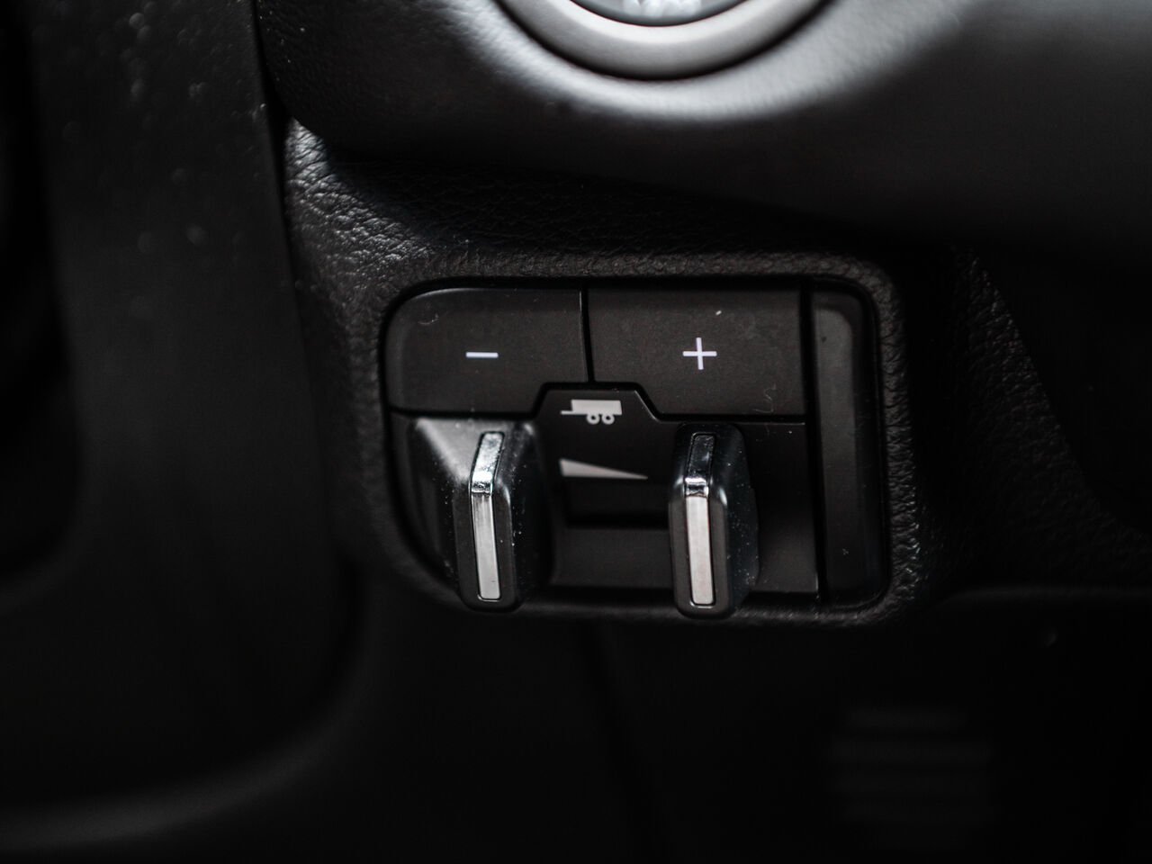 2023 Dodge Durango White Sainte-Julienne - photo #22