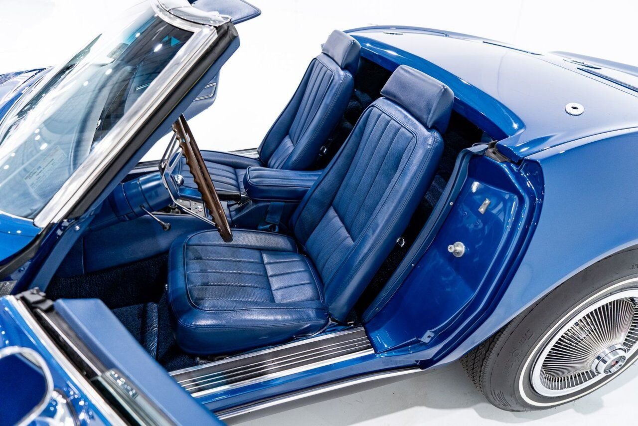 Chevrolet Corvette *PRIX EN USD* Matching numbers Top flight with extensive documentation 1968 Bleu Montréal - photo #81
