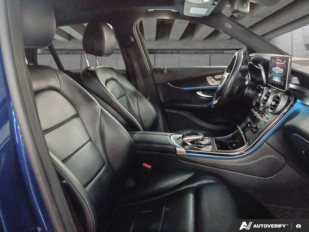 2019 Mercedes-Benz GLC 300 2601954A | GLC 300 Blue Edmonton - photo #21