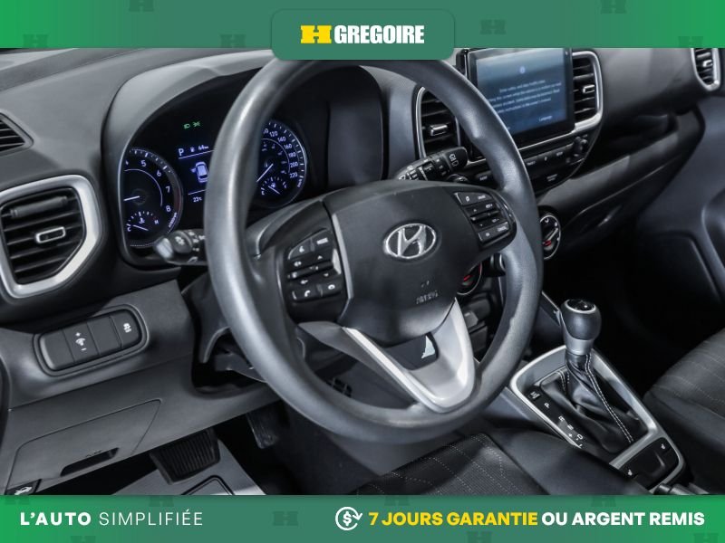 Hyundai Venue 2022 Blanc Blainville - photo #11