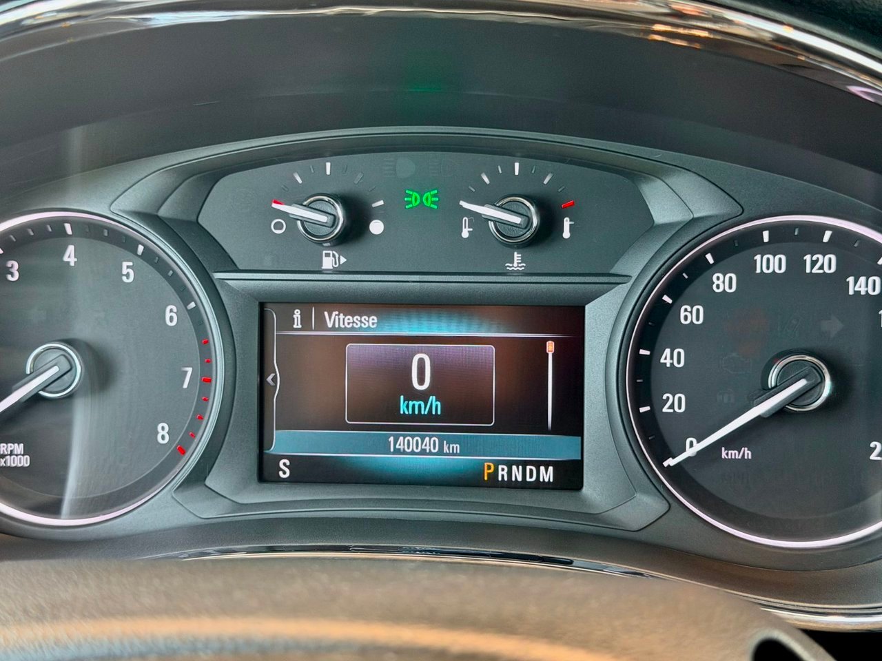 2017 Buick Encore Notre-Dame-des-Prairies - photo #23