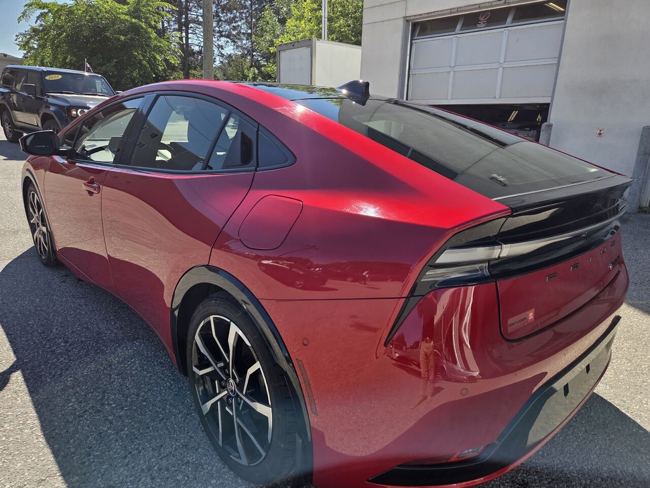2024 Toyota PRIUS PRIME Red Mont-Laurier - photo #8