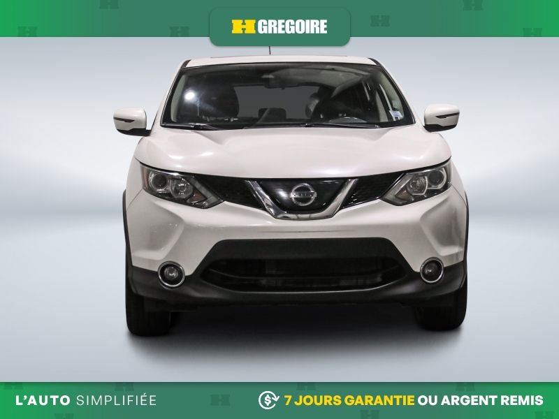 2019 Nissan Qashqai White Laval - photo #1