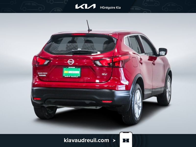 2017 Nissan Qashqai Red Laval - photo #6