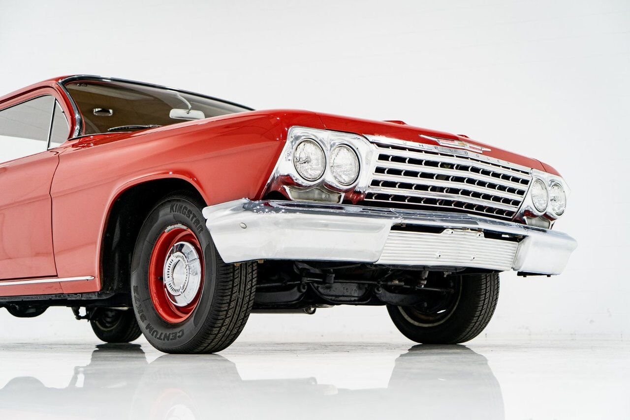 Chevrolet Biscayne Unrestored nearly all original parts 1962 Rouge Montréal - photo #31