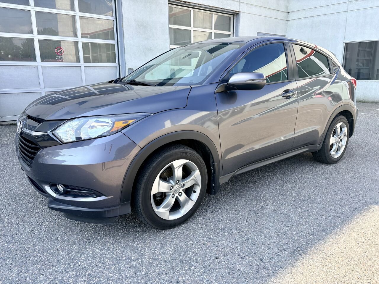 2016 Honda HR-V Grey Mont-Laurier - photo #0