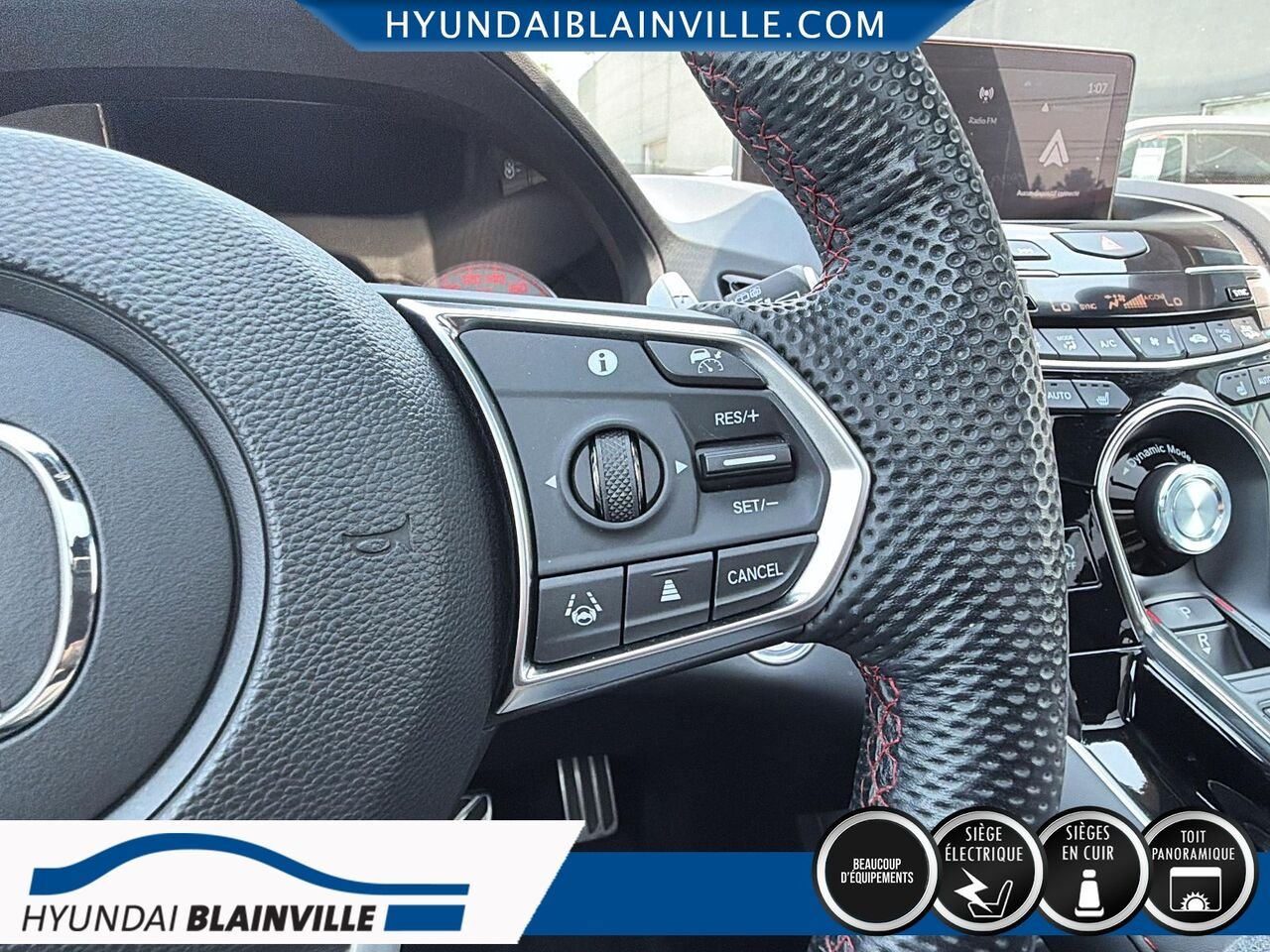 Acura RDX 2023 Blanc Blainville - photo #17