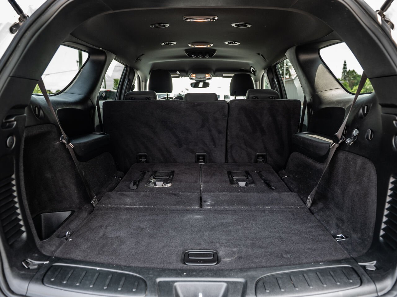 2023 Dodge Durango White Sainte-Julienne - photo #12