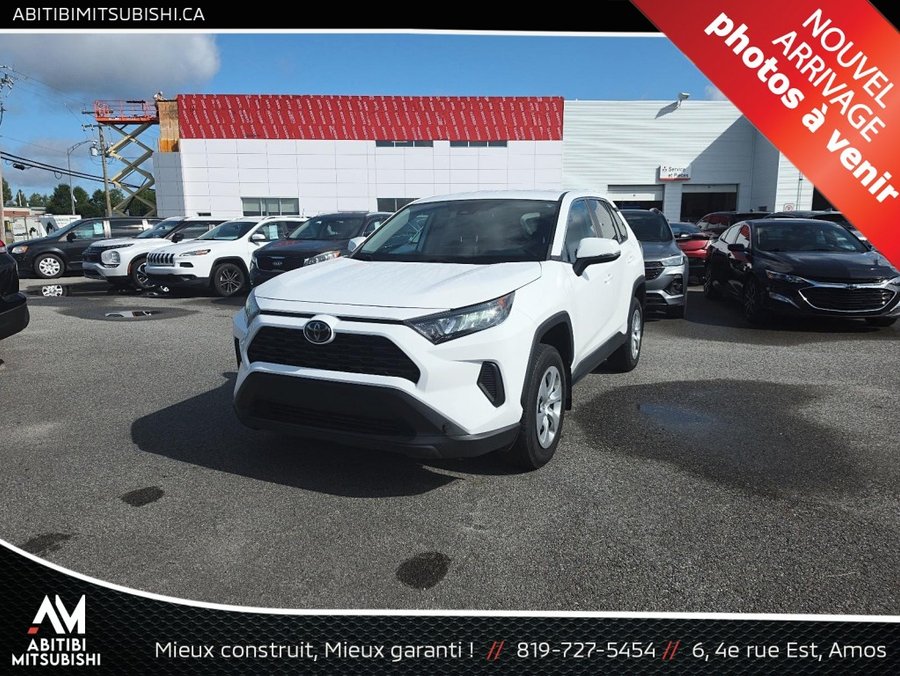 Toyota RAV4 AWD LE 2022 Blanc
