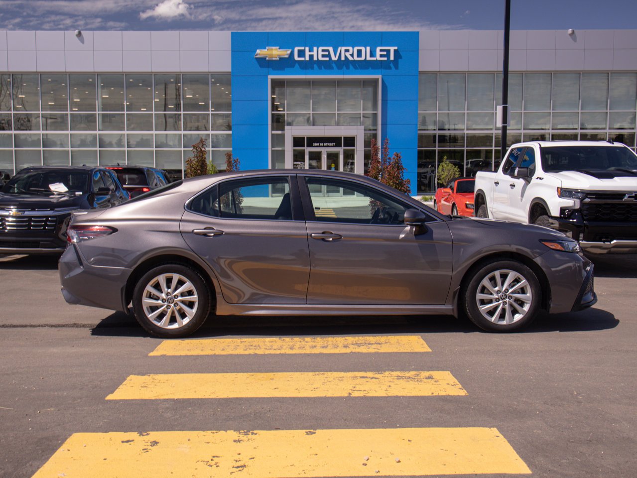 2024 Toyota Camry SE Auto Grey Sherwood Park - photo #11