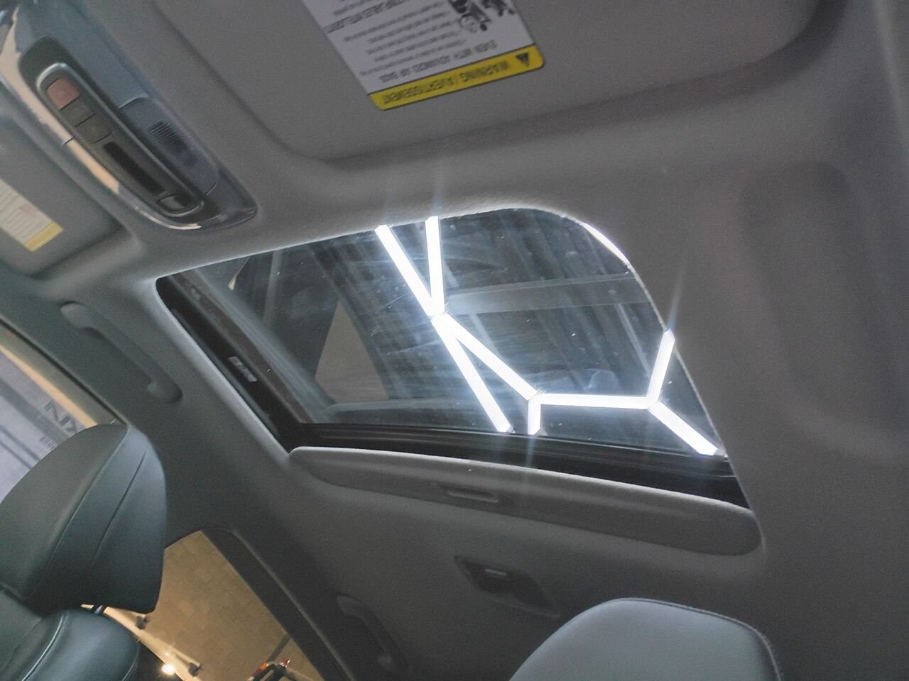 2025 Hyundai Elantra Hybrid Grey Blainville - photo #16