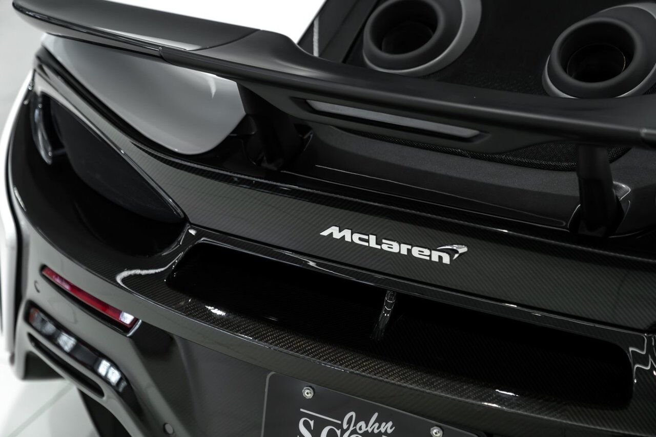 McLaren 600LT *NO LUXURY TAX* 2019 Blanc Kirkland - photo #11