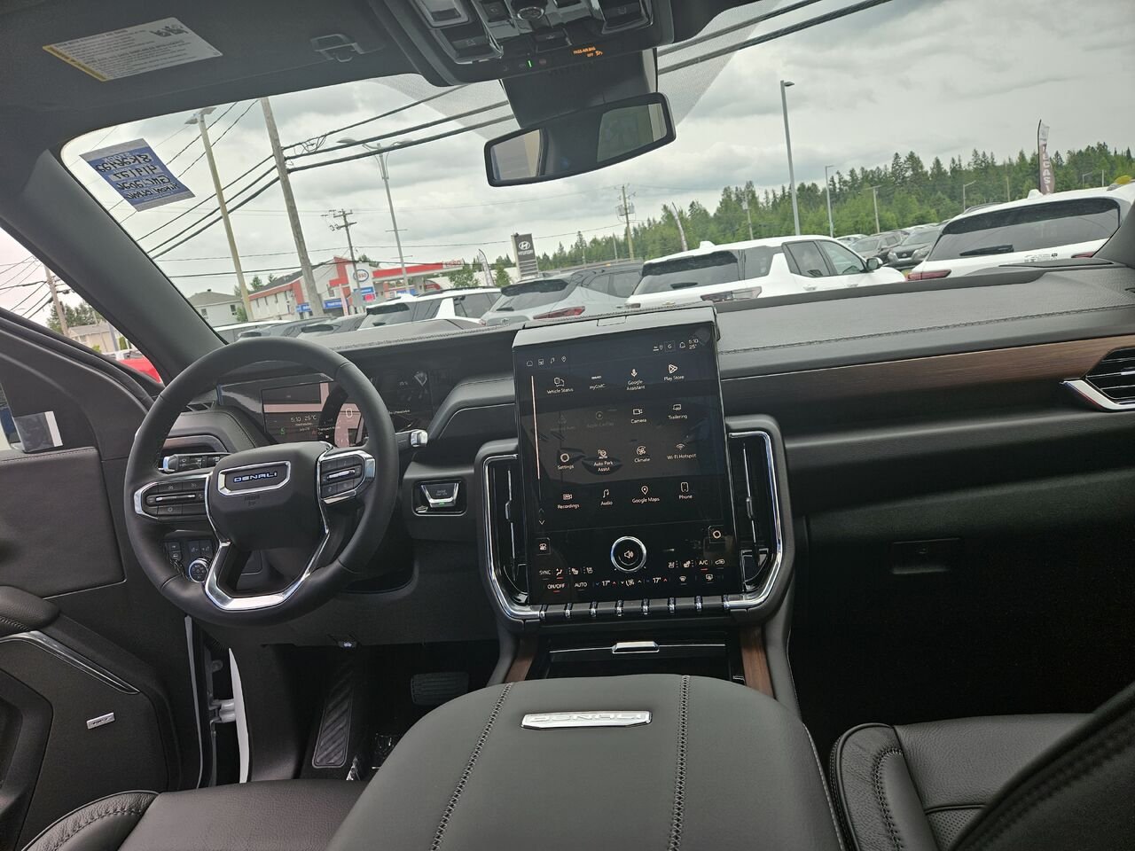 GMC Yukon 4 RM 4 portes Denali 2026 Blanc glacier 3 couches Thetford Mines - photo #20