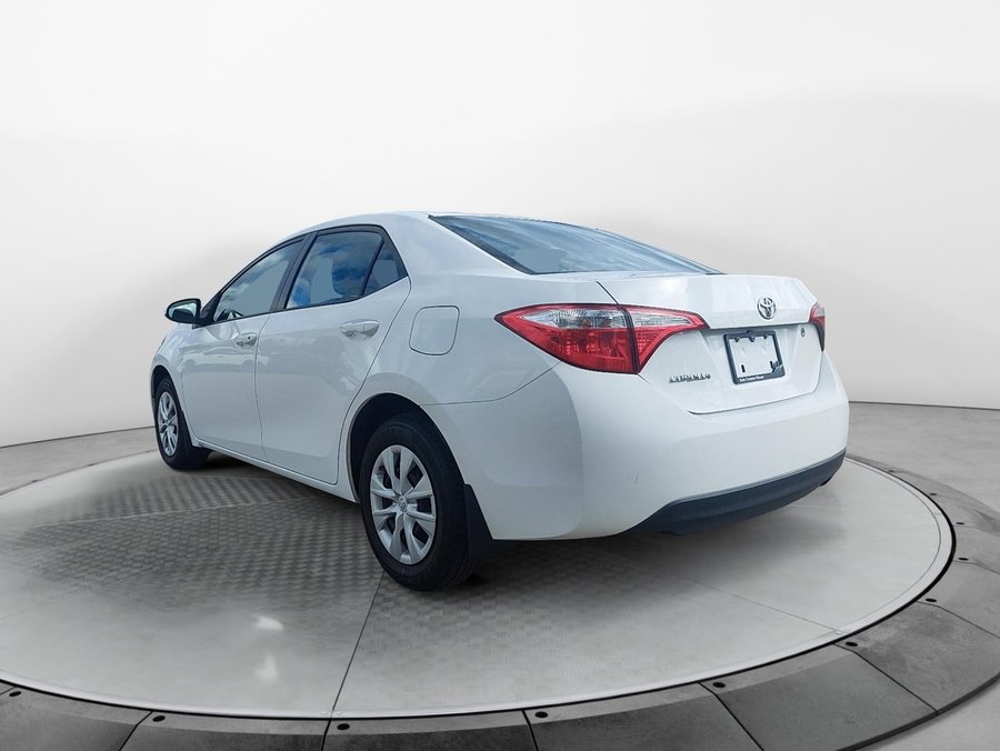 2016 Toyota Corolla 2016 White