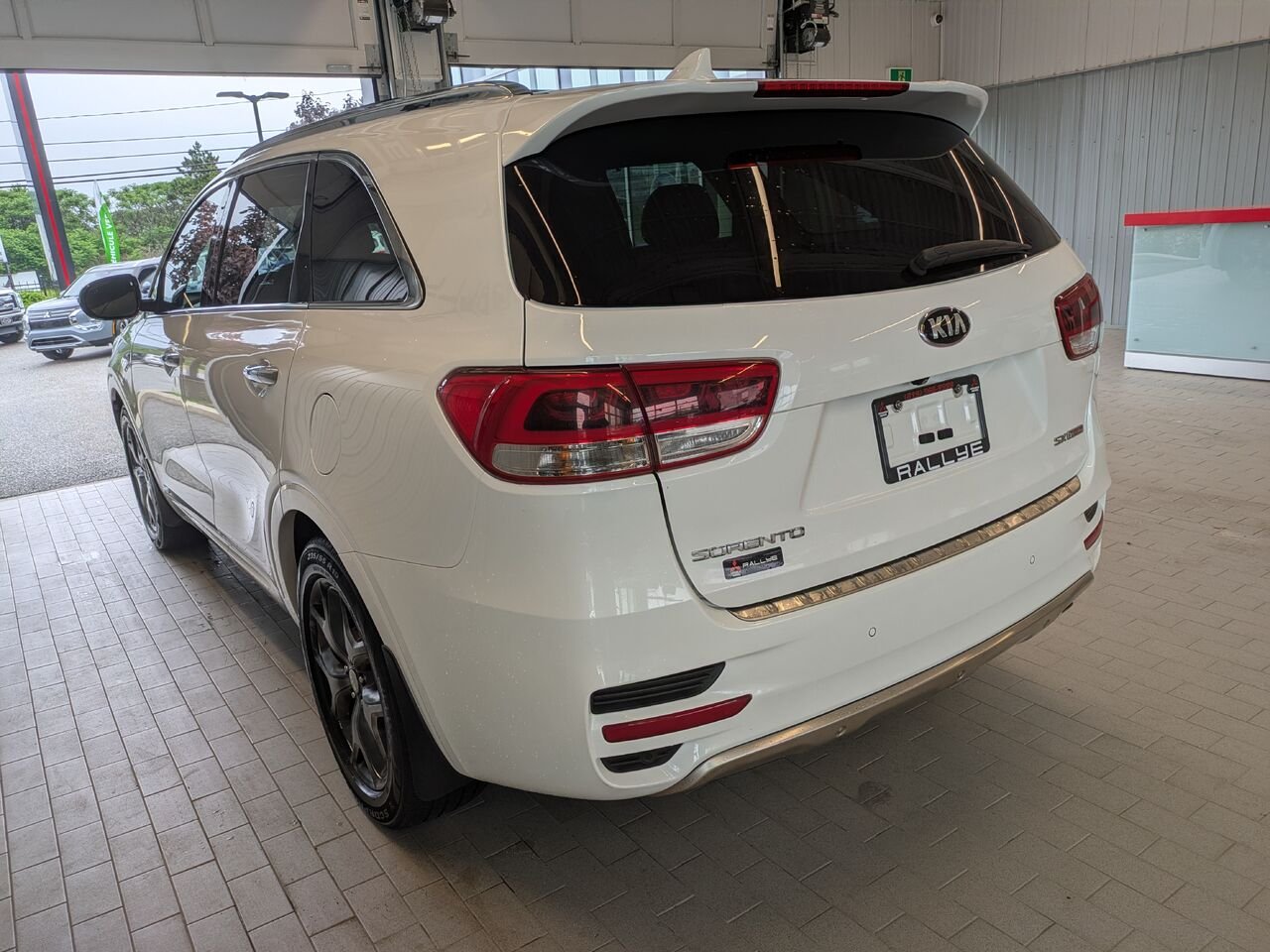 2018 Kia Sorento White Gatineau - photo #19