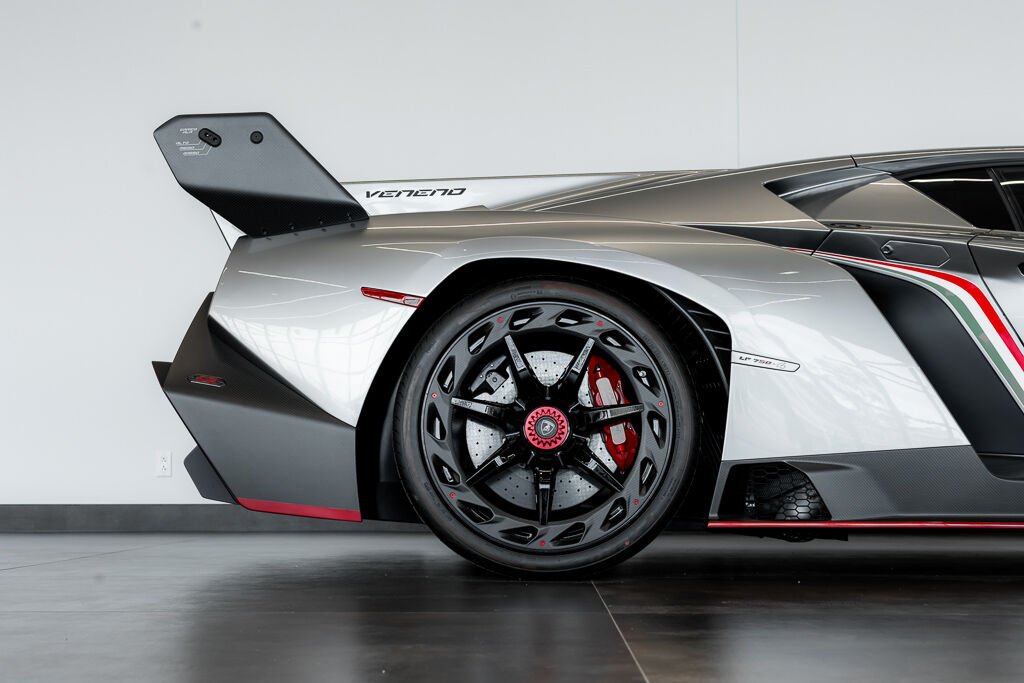 Lamborghini Veneno 1 OF 3 | *PRICE IN USD* 2014 Gris Kirkland - photo #28