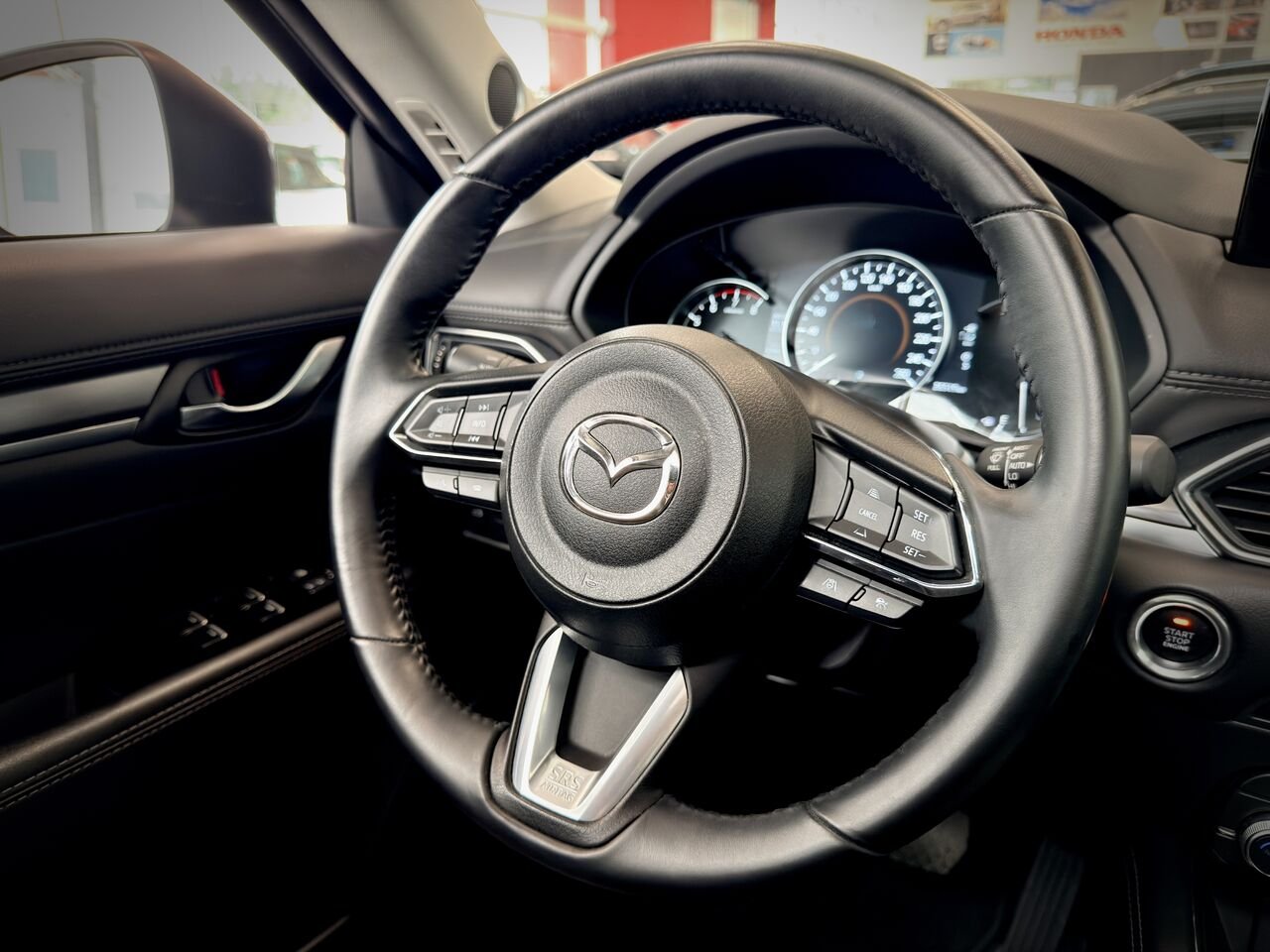 Mazda CX-5 2025 Gris Notre-Dame-des-Prairies - photo #24