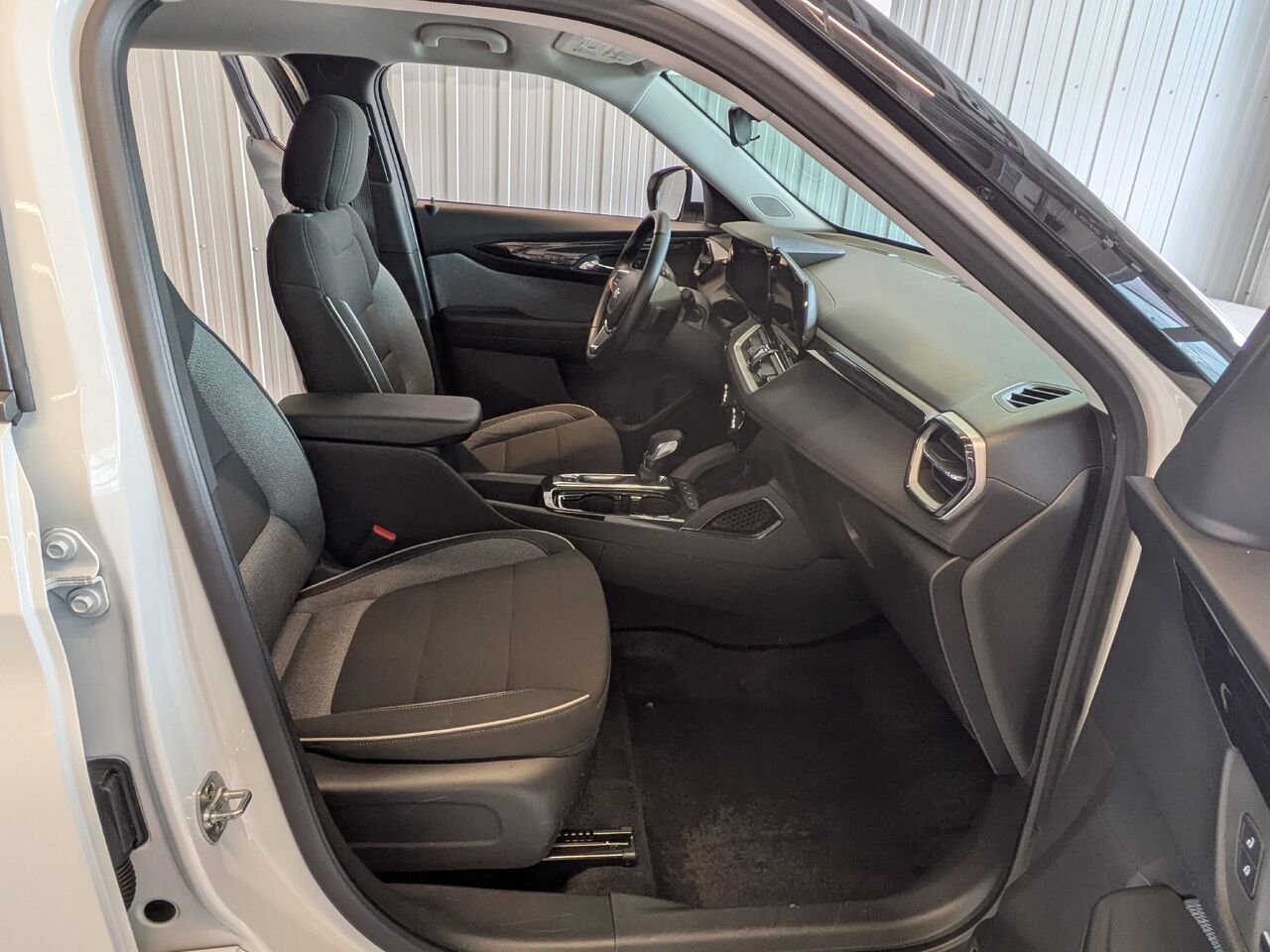 2025 Chevrolet Trailblazer White Gatineau - photo #13