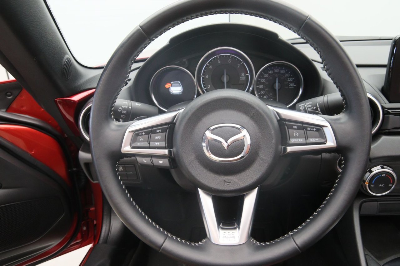 Mazda MX-5 NIV JM1NDAD73P0557308 2023 Rouge Chicoutimi - photo #8
