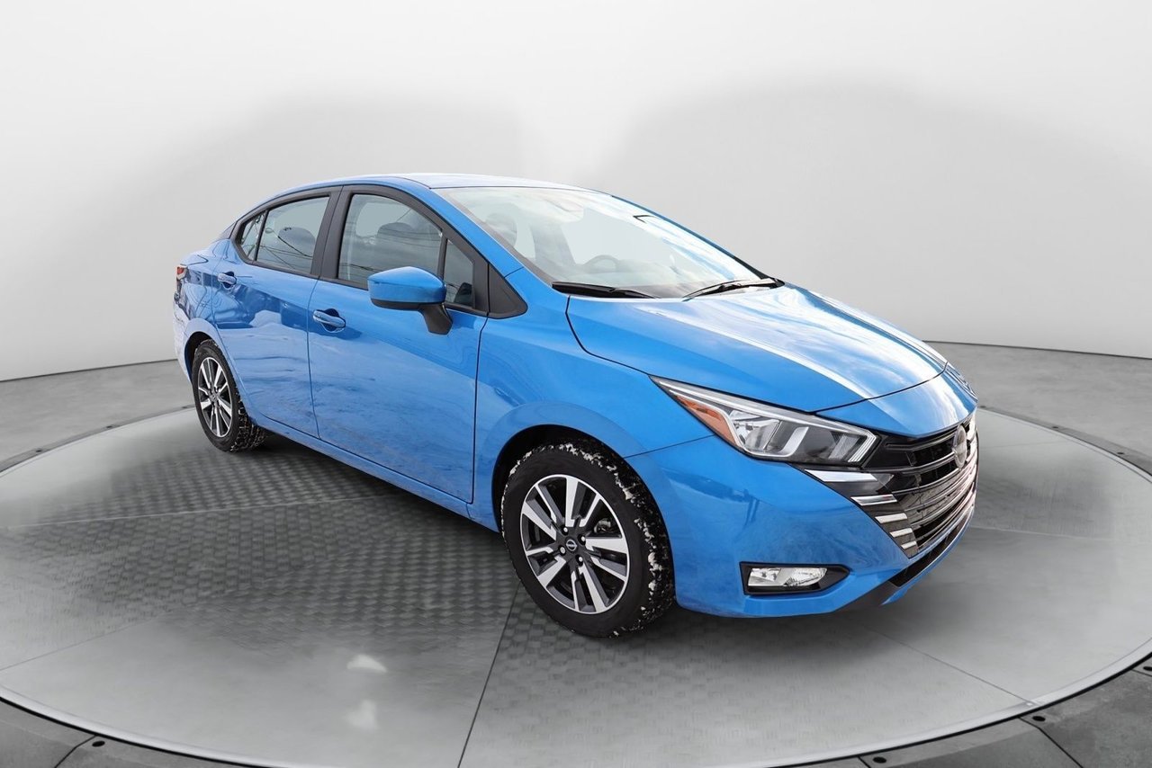 2024 Nissan Versa VIN 3N1CN8EV5RL908626 Blue Baie-Comeau - photo #1