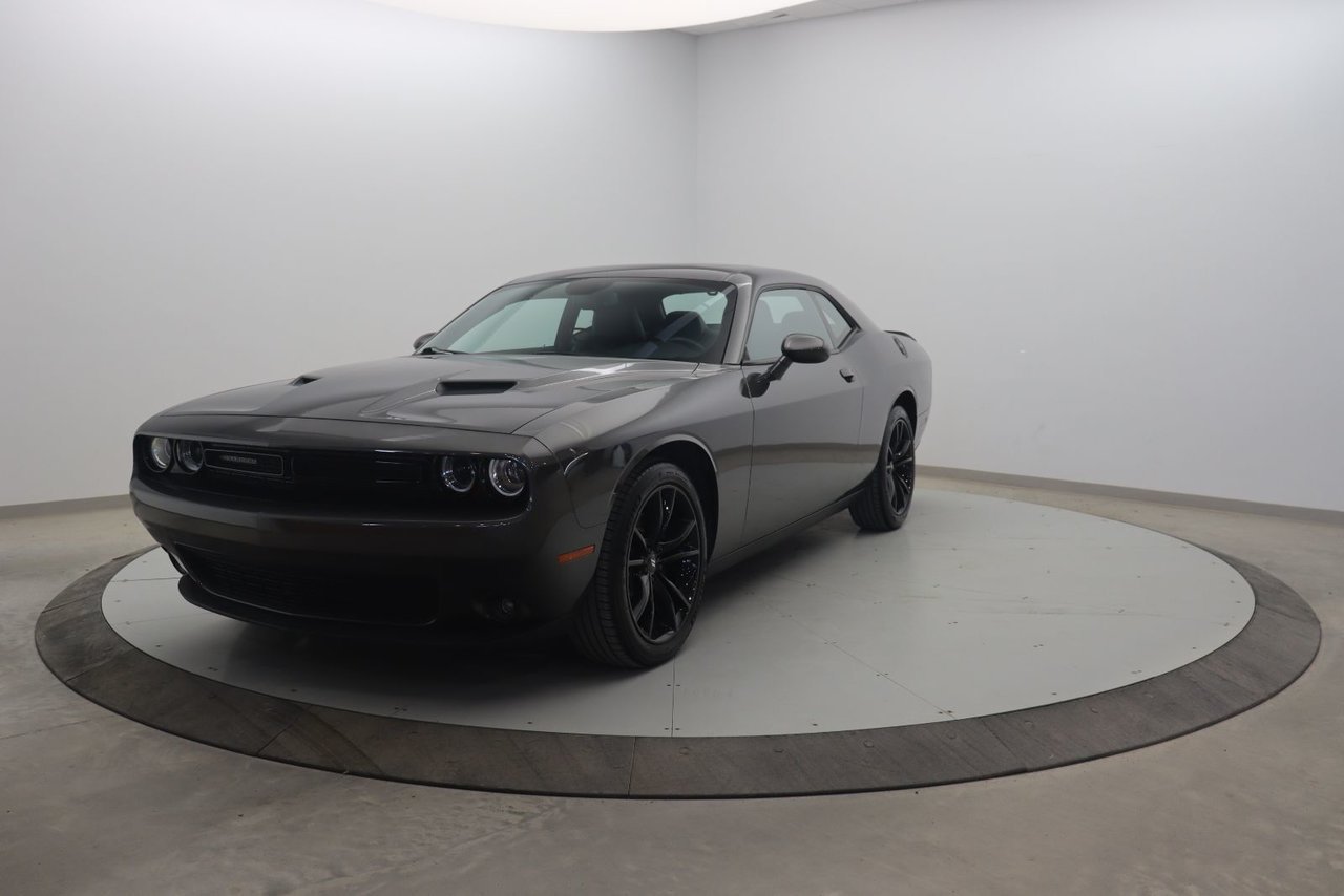 2018 Dodge Challenger VIN 2C3CDZAG5JH296846 Grey Baie-Comeau - photo #0