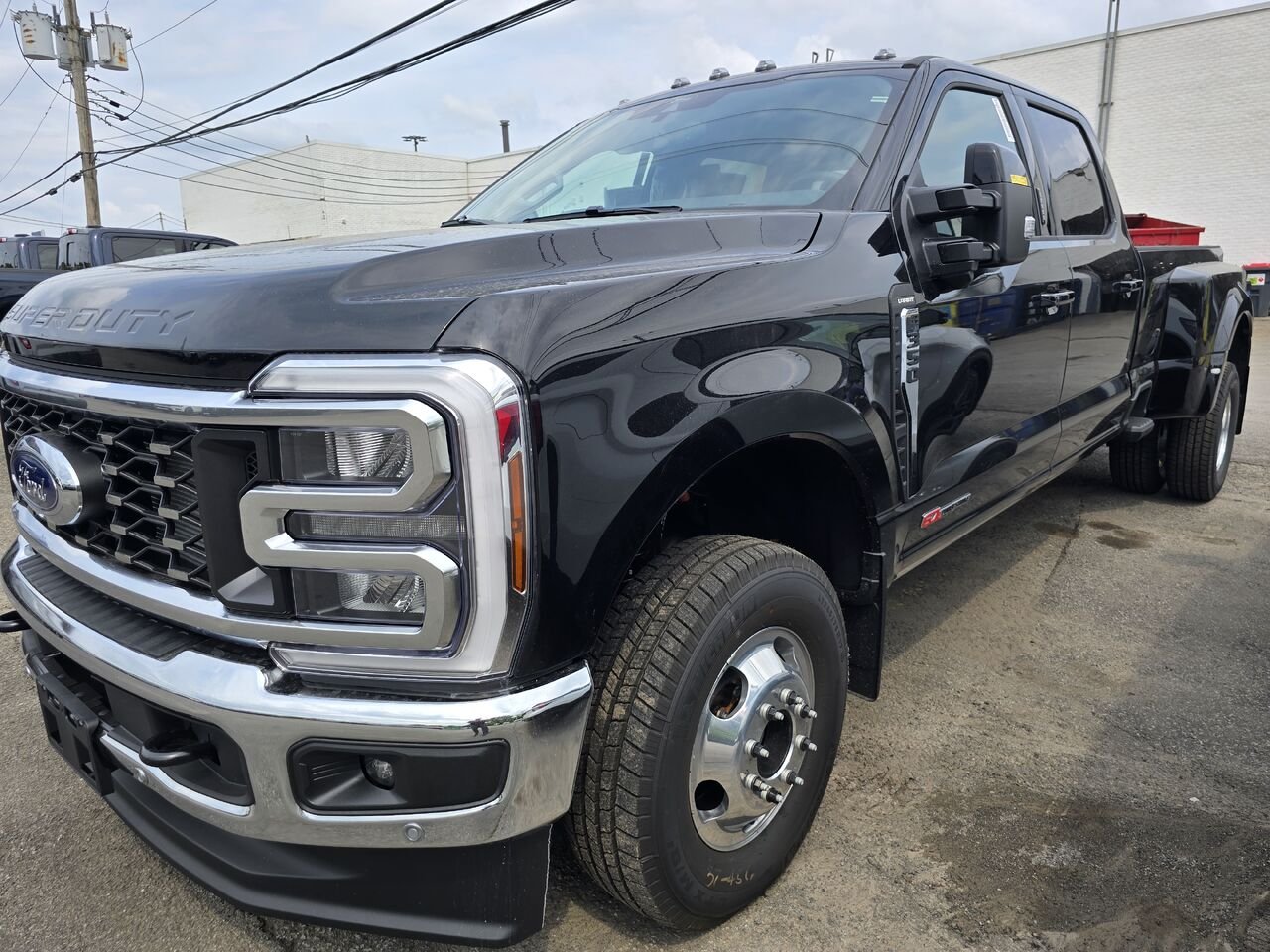 2026 Ford Super Duty F-350 DRW Agate Black Metallic Châteauguay - photo #0