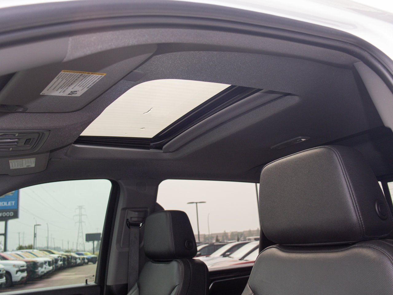 2025 Chevrolet Silverado 2500HD 4WD Crew Cab 159 LTZ White Sherwood Park - photo #21
