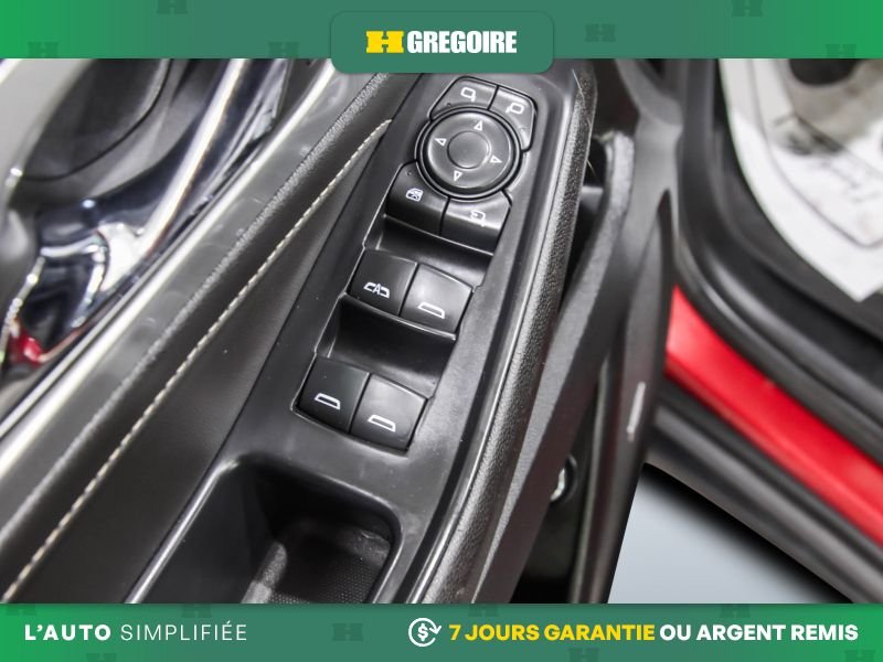 2022 Chevrolet Traverse Red Saint-Eustache - photo #22