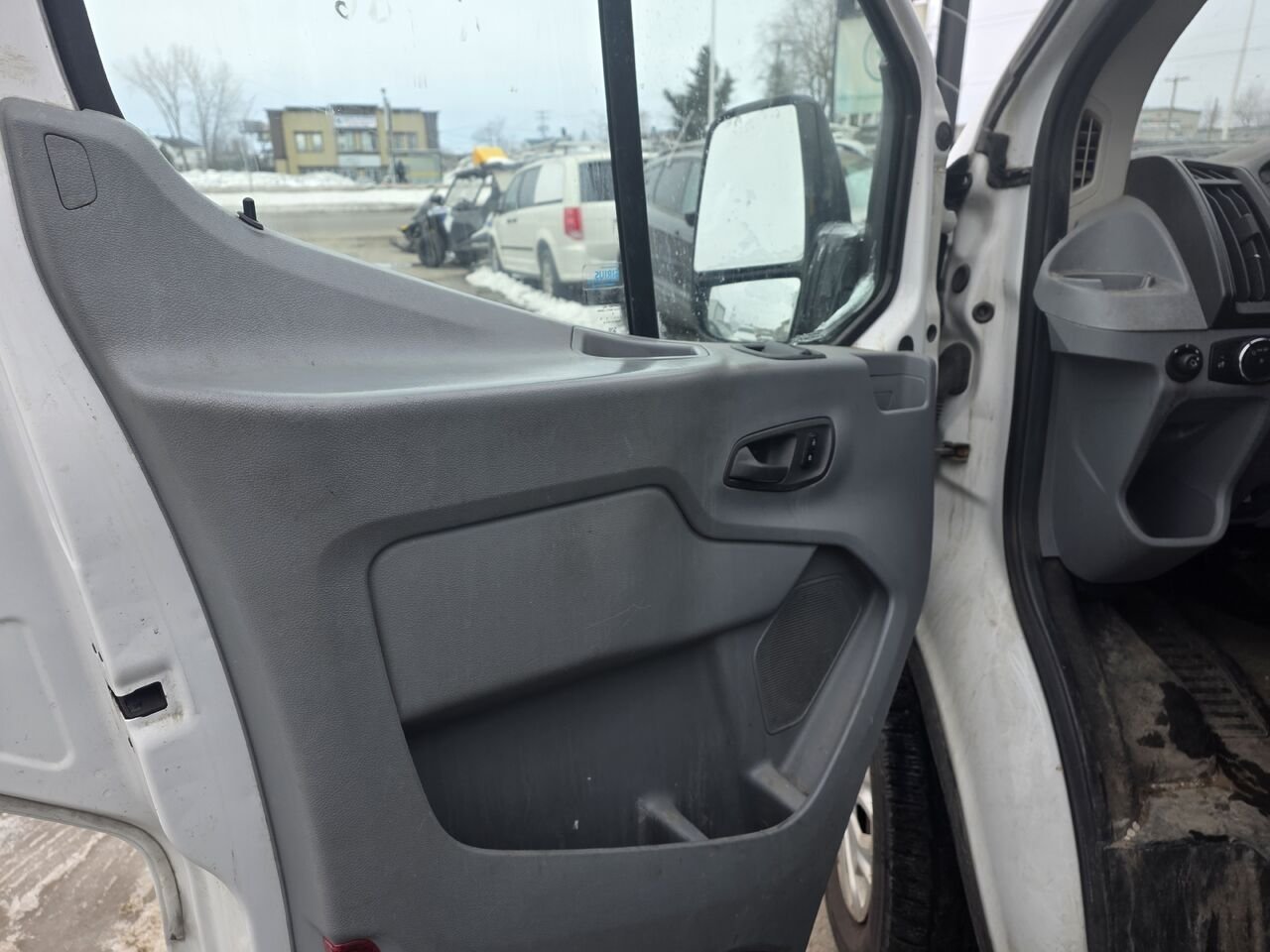 2016 Ford Transit fourgon utilitaire White  - photo #9