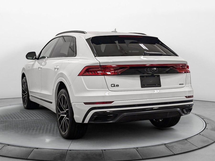 2022 Audi Q8 2022 White