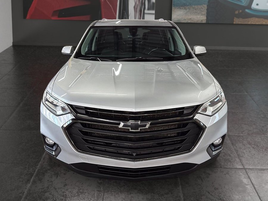 CHEVROLET TRAVERSE RS 2021 Gris