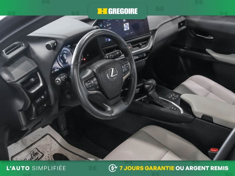 2023 Lexus UX 250H Black Laval - photo #22
